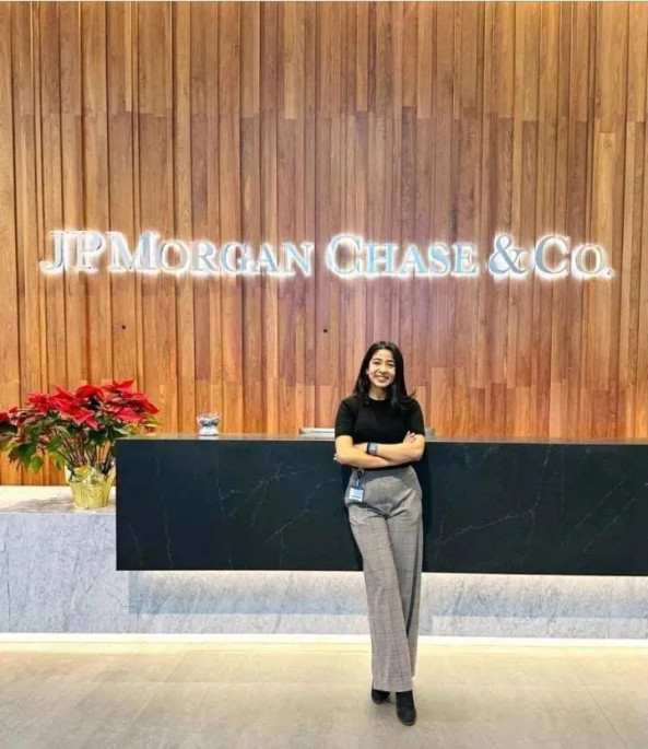 We currently looking for workers who can handle simple re-typing and Translating job job from adesco company in Texas, Sri Lanka